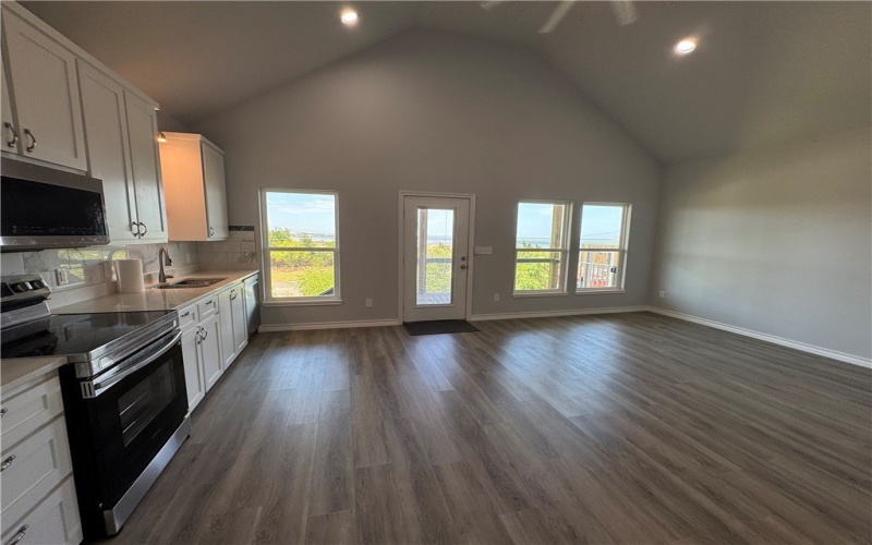 126 Laguna Village Drive, Corpus Christi, TX 78418, 3 Bedrooms Bedrooms, ,2 BathroomsBathrooms,Residential,For Sale,126 Laguna Village Drive,461873