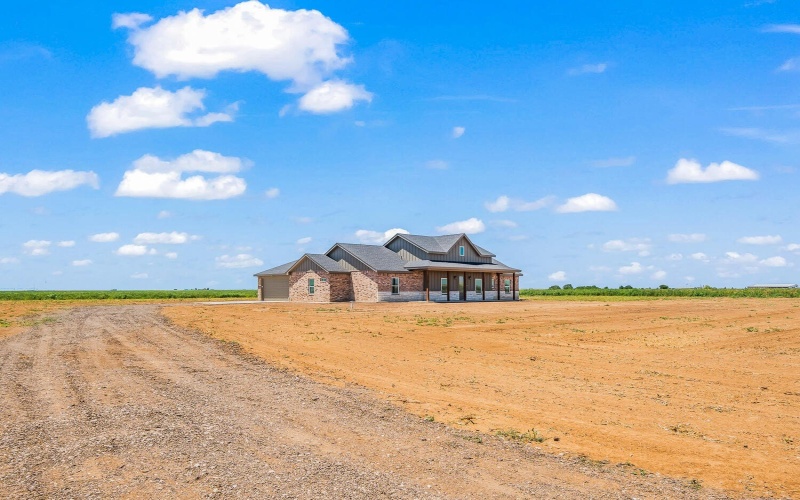 10611 N F M 1729, Idalou, TX 79329, 3 Habitaciones Habitaciones , ,2 BañosBaños,Residential,En Venta,10611 N F M 1729,202558653