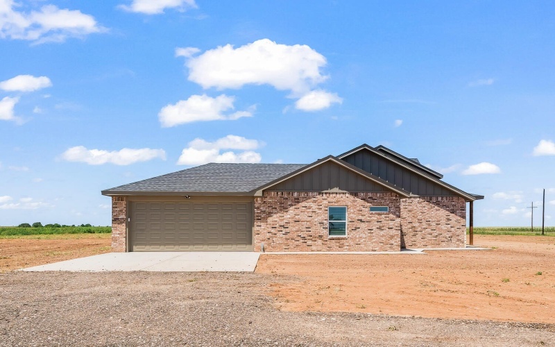 10611 N F M 1729, Idalou, TX 79329, 3 Habitaciones Habitaciones , ,2 BañosBaños,Residential,En Venta,10611 N F M 1729,202558653