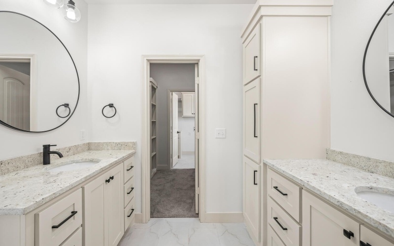 14626 N County Road 1200, Shallowater, TX 79363, 3 Bedrooms Bedrooms, ,2 BathroomsBathrooms,Residential,For Sale,14626 N County Road 1200,202558654