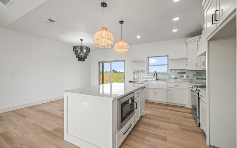 14626 N County Road 1200, Shallowater, TX 79363, 3 Bedrooms Bedrooms, ,2 BathroomsBathrooms,Residential,For Sale,14626 N County Road 1200,202558654