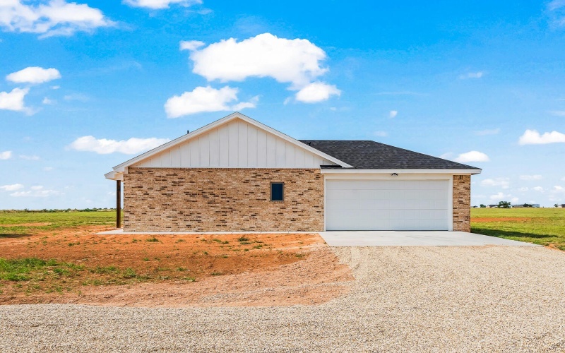 14626 N County Road 1200, Shallowater, TX 79363, 3 Bedrooms Bedrooms, ,2 BathroomsBathrooms,Residential,For Sale,14626 N County Road 1200,202558654