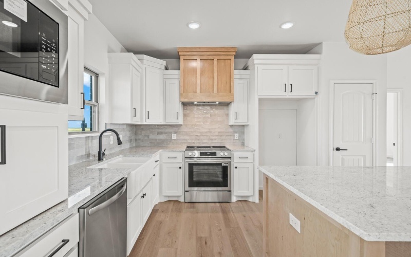 14708 N County Road 1200, Shallowater, TX 79363, 3 Bedrooms Bedrooms, ,2 BathroomsBathrooms,Residential,For Sale,14708 N County Road 1200,202558655
