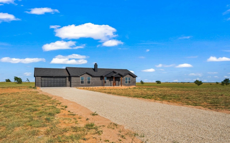 14708 N County Road 1200, Shallowater, TX 79363, 3 Bedrooms Bedrooms, ,2 BathroomsBathrooms,Residential,For Sale,14708 N County Road 1200,202558655