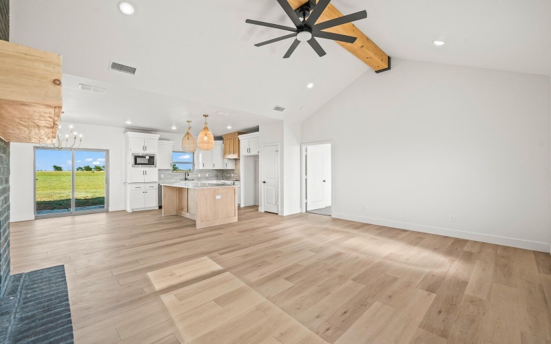 14708 N County Road 1200, Shallowater, TX 79363, 3 Bedrooms Bedrooms, ,2 BathroomsBathrooms,Residential,For Sale,14708 N County Road 1200,202558655