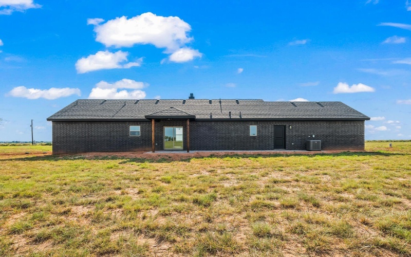 14708 N County Road 1200, Shallowater, TX 79363, 3 Bedrooms Bedrooms, ,2 BathroomsBathrooms,Residential,For Sale,14708 N County Road 1200,202558655