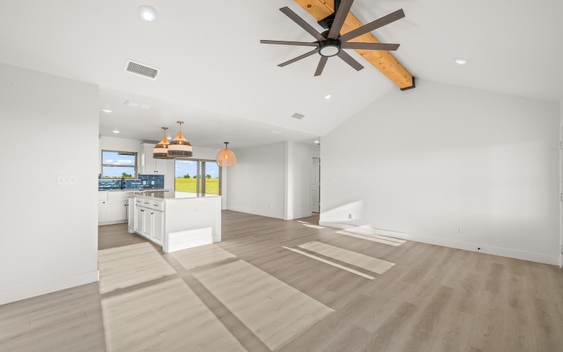 14722 N County Road 1200, Shallowater, TX 79363, 4 Habitaciones Habitaciones , ,2 BañosBaños,Residential,En Venta,14722 N County Road 1200,202558656