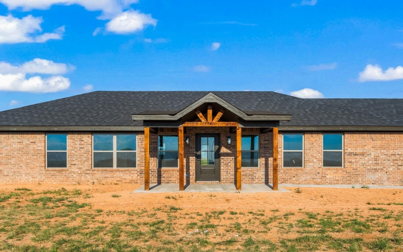 14722 N County Road 1200, Shallowater, TX 79363, 4 Habitaciones Habitaciones , ,2 BañosBaños,Residential,En Venta,14722 N County Road 1200,202558656