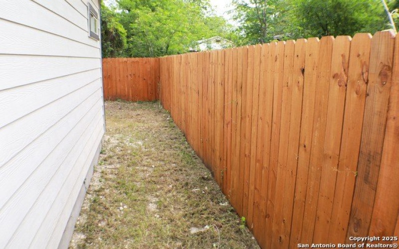 715 Ripford, San Antonio, TX 78227, 3 Bedrooms Bedrooms, ,2 BathroomsBathrooms,Residential,For Sale,715 Ripford,1864729