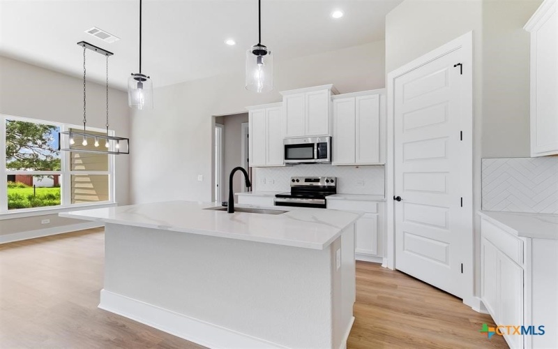 1251 Pecan Valley Drive, Marble Falls, TX 78654, 3 Bedrooms Bedrooms, ,2 BathroomsBathrooms,Residential,For Sale,1251 Pecan Valley Drive,586873