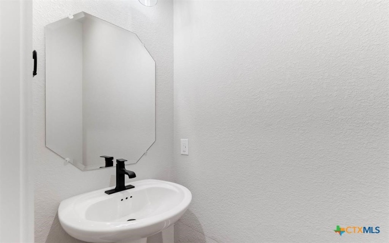 101 Hardie Drive, Marble Falls, TX 78654, 4 Bedrooms Bedrooms, ,2 BathroomsBathrooms,Residential,For Sale,101 Hardie Drive,587227