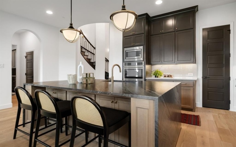8724 Edgewater Drive, The Colony, TX 75056, 4 Bedrooms Bedrooms, ,3 BathroomsBathrooms,Residential,For Sale,8724 Edgewater Drive,0,21005417