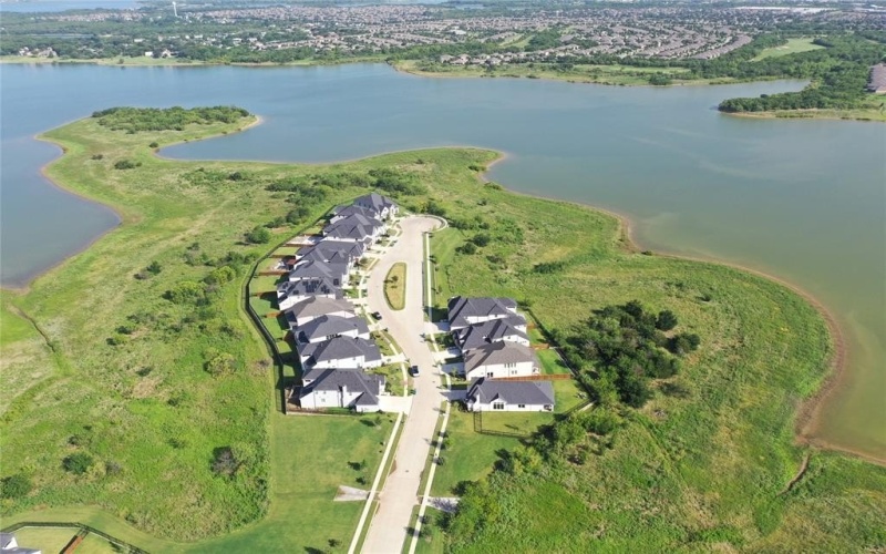 8724 Edgewater Drive, The Colony, TX 75056, 4 Bedrooms Bedrooms, ,3 BathroomsBathrooms,Residential,For Sale,8724 Edgewater Drive,0,21005417