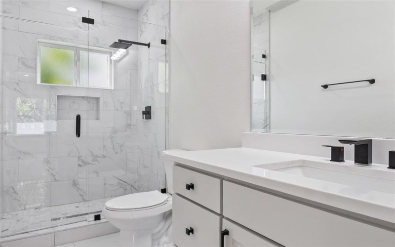 3708 Mcbroom Street, Dallas, TX 75212, 4 Bedrooms Bedrooms, ,2 BathroomsBathrooms,Residential,For Sale,3708 Mcbroom Street,21020610