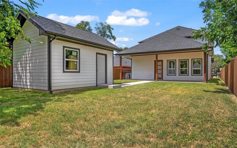 3708 Mcbroom Street, Dallas, TX 75212, 4 Bedrooms Bedrooms, ,2 BathroomsBathrooms,Residential,For Sale,3708 Mcbroom Street,21020610