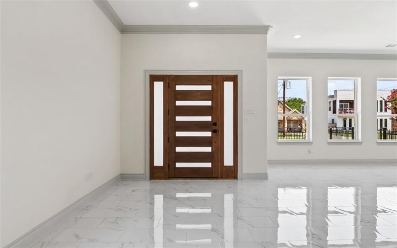 3708 Mcbroom Street, Dallas, TX 75212, 4 Bedrooms Bedrooms, ,2 BathroomsBathrooms,Residential,For Sale,3708 Mcbroom Street,21020610