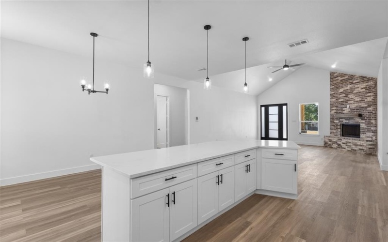 5718 Thousand Oaks Drive, Joshua, TX 76058, 4 Bedrooms Bedrooms, ,2 BathroomsBathrooms,Residential,For Sale,5718 Thousand Oaks Drive,21020918