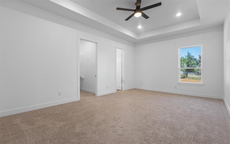 5718 Thousand Oaks Drive, Joshua, TX 76058, 4 Bedrooms Bedrooms, ,2 BathroomsBathrooms,Residential,For Sale,5718 Thousand Oaks Drive,21020918