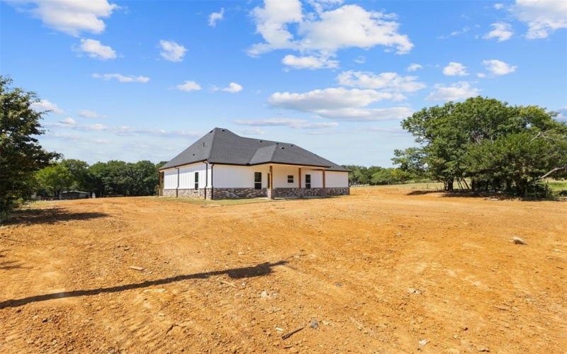 5718 Thousand Oaks Drive, Joshua, TX 76058, 4 Bedrooms Bedrooms, ,2 BathroomsBathrooms,Residential,For Sale,5718 Thousand Oaks Drive,21020918