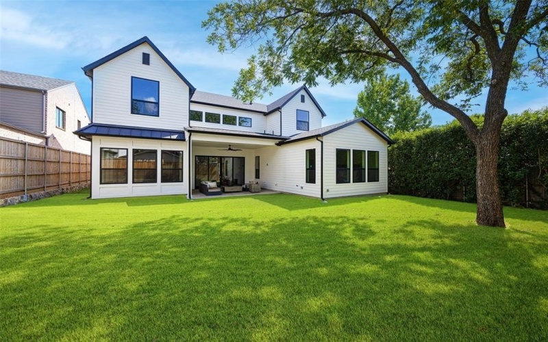 3753 Valley Ridge Road, Dallas, TX 75220, 4 Bedrooms Bedrooms, ,5 BathroomsBathrooms,Residential,For Sale,3753 Valley Ridge Road,21020952
