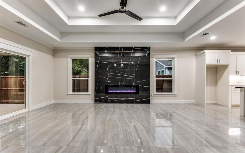 3105 Crossman Avenue, Dallas, TX 75212, 5 Bedrooms Bedrooms, ,3 BathroomsBathrooms,Residential,For Sale,3105 Crossman Avenue,21020970