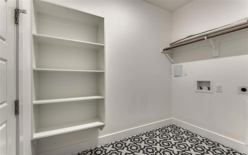 3105 Crossman Avenue, Dallas, TX 75212, 5 Bedrooms Bedrooms, ,3 BathroomsBathrooms,Residential,For Sale,3105 Crossman Avenue,21020970