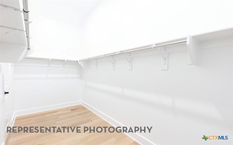 1652 Seekat Drive, New Braunfels, TX 78132, 4 Habitaciones Habitaciones , ,3 BañosBaños,Residential,En Venta,1652 Seekat Drive,574276
