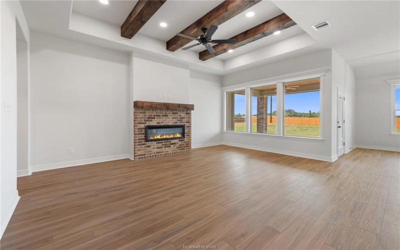 101 Court Side Drive, Snook, TX 77879, 4 Bedrooms Bedrooms, ,2 BathroomsBathrooms,Residential,For Sale,101 Court Side Drive,0,25008486