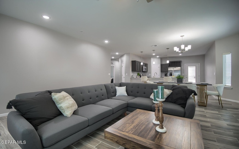 465 Davis Green Wood Court, Vinton, TX 79821, 4 Habitaciones Habitaciones , ,2 BañosBaños,Residential,En Venta,465 Davis Green Wood Court,927666