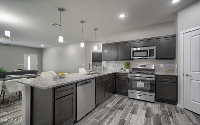 465 Davis Green Wood Court, Vinton, TX 79821, 4 Habitaciones Habitaciones , ,2 BañosBaños,Residential,En Venta,465 Davis Green Wood Court,927666