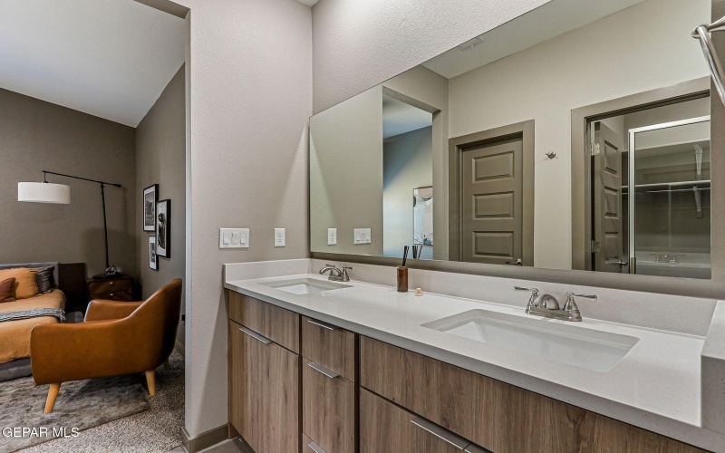 605 Espa Ct, Vinton, TX 79821, 4 Bedrooms Bedrooms, ,2 BathroomsBathrooms,Residential,For Sale,605 Espa Ct,0,927692