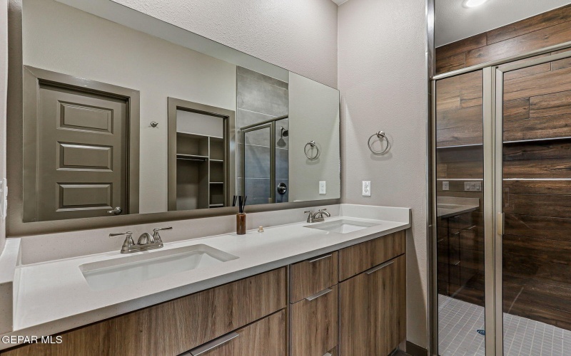 605 Espa Ct, Vinton, TX 79821, 4 Bedrooms Bedrooms, ,2 BathroomsBathrooms,Residential,For Sale,605 Espa Ct,0,927692