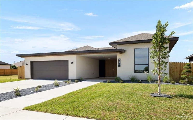 3717 Zenker Avenue, McAllen, TX 78504, 4 Habitaciones Habitaciones , ,3 BañosBaños,Residential,En Venta,3717 Zenker Avenue,476957