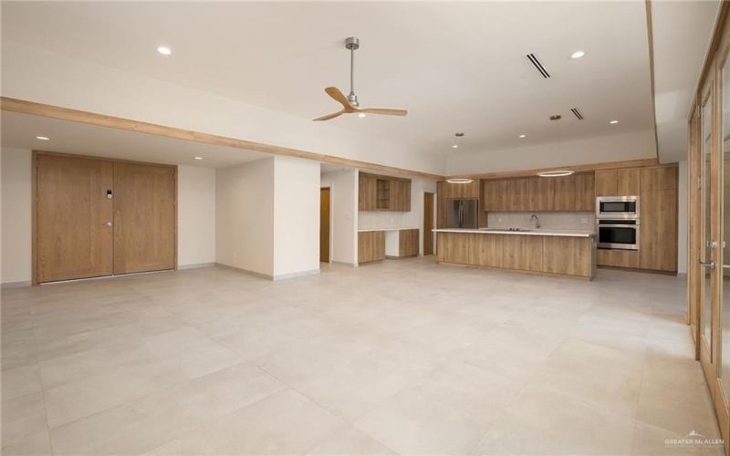 3717 Zenker Avenue, McAllen, TX 78504, 4 Habitaciones Habitaciones , ,3 BañosBaños,Residential,En Venta,3717 Zenker Avenue,476957