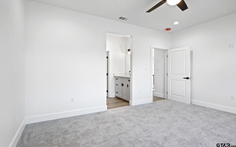 126 Private Road 2712, Mount Pleasant, TX 75455, 5 Bedrooms Bedrooms, ,3 BathroomsBathrooms,Residential,For Sale,126 Private Road 2712,25011760