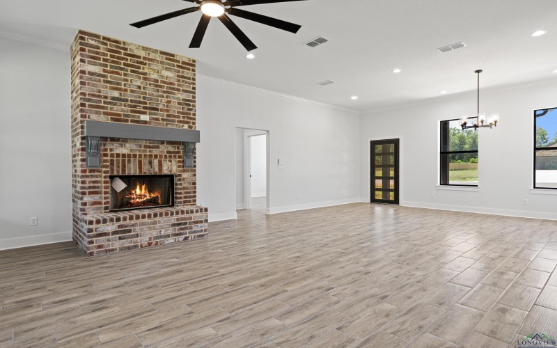 127 Big Oakes Rd, Kilgore, TX 75662, 3 Bedrooms Bedrooms, ,2 BathroomsBathrooms,Residential,For Sale,127 Big Oakes Rd,20255356