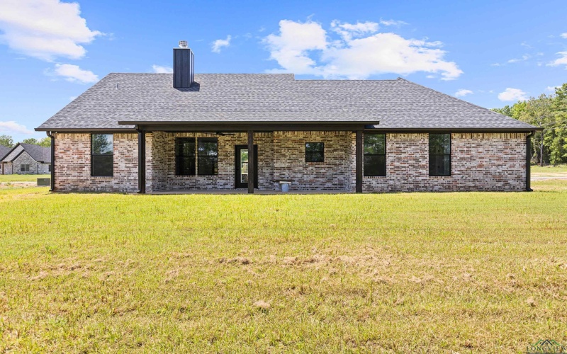 127 Big Oakes Rd, Kilgore, TX 75662, 3 Bedrooms Bedrooms, ,2 BathroomsBathrooms,Residential,For Sale,127 Big Oakes Rd,20255356