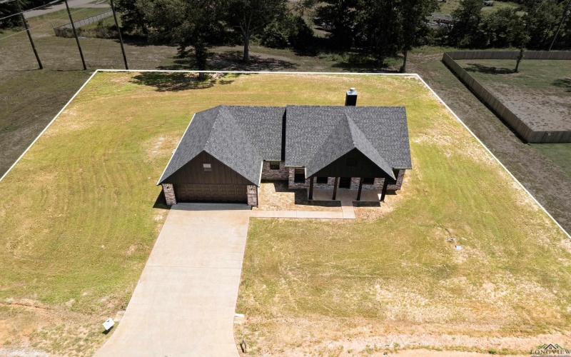 127 Big Oakes Rd, Kilgore, TX 75662, 3 Bedrooms Bedrooms, ,2 BathroomsBathrooms,Residential,For Sale,127 Big Oakes Rd,20255356