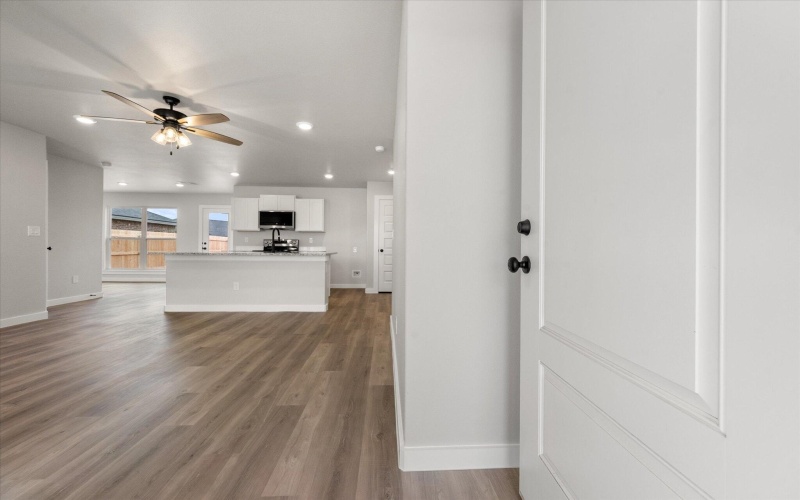 2219 133rd Street, Lubbock, TX 79423, 3 Habitaciones Habitaciones , ,2 BañosBaños,Residential,En Venta,2219 133rd Street,202558665