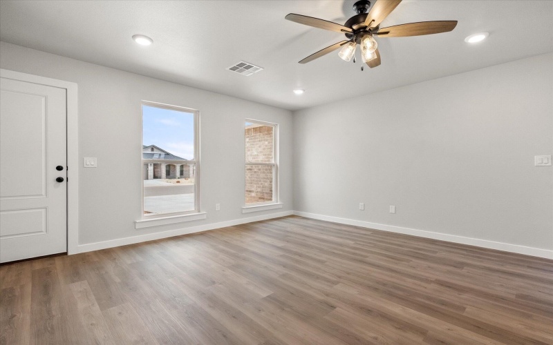 2219 133rd Street, Lubbock, TX 79423, 3 Habitaciones Habitaciones , ,2 BañosBaños,Residential,En Venta,2219 133rd Street,202558665