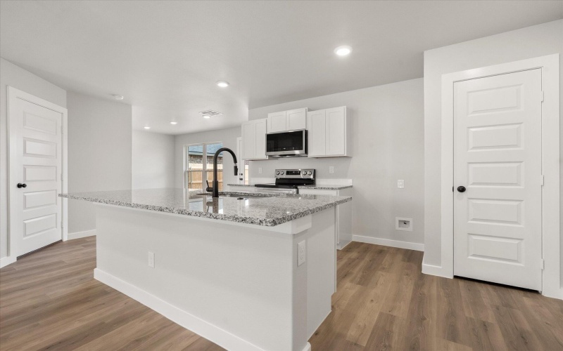 2219 133rd Street, Lubbock, TX 79423, 3 Habitaciones Habitaciones , ,2 BañosBaños,Residential,En Venta,2219 133rd Street,202558665