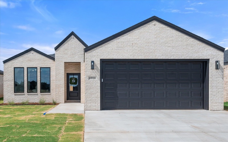 6916 14th Street, Lubbock, TX 79416, 3 Habitaciones Habitaciones , ,2 BañosBaños,Residential,En Venta,6916 14th Street,202558707