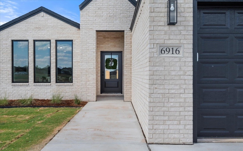 6916 14th Street, Lubbock, TX 79416, 3 Habitaciones Habitaciones , ,2 BañosBaños,Residential,En Venta,6916 14th Street,202558707