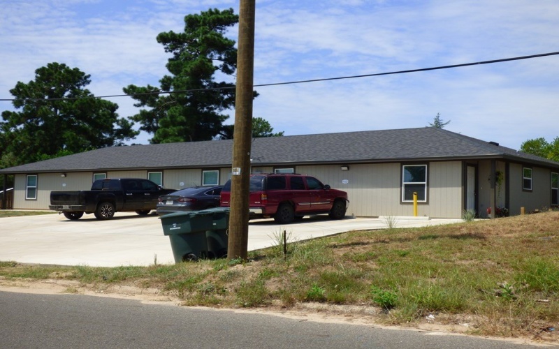 801 N Ritchie, Nacogdoches, TX 75964, 8 Bedrooms Bedrooms, ,5 BathroomsBathrooms,Residential,For Sale,801 N Ritchie,0,22501399