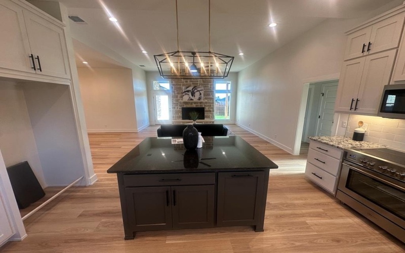 3604 Grandview Dr, San Angelo, TX 76904, 4 Bedrooms Bedrooms, ,3 BathroomsBathrooms,Residential,For Sale,3604 Grandview Dr,0,128545