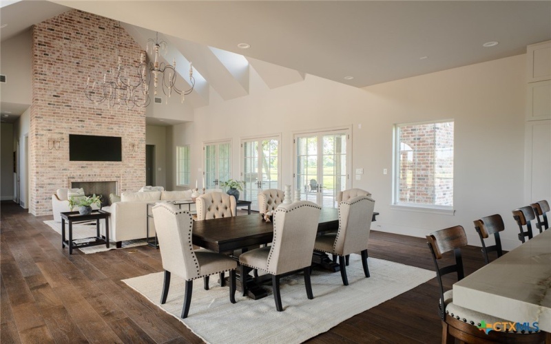 404 Blackberry Lane, Washington, TX 77880, 5 Bedrooms Bedrooms, ,6 BathroomsBathrooms,Other,For Sale,404 Blackberry Lane,587963