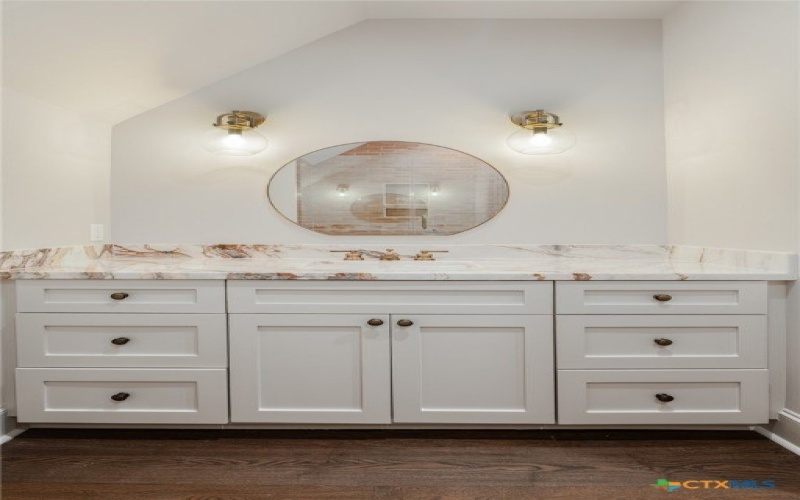 404 Blackberry Lane, Washington, TX 77880, 5 Bedrooms Bedrooms, ,6 BathroomsBathrooms,Other,For Sale,404 Blackberry Lane,587963