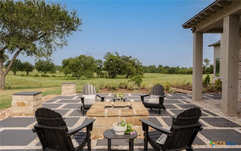 404 Blackberry Lane, Washington, TX 77880, 5 Bedrooms Bedrooms, ,6 BathroomsBathrooms,Other,For Sale,404 Blackberry Lane,587963