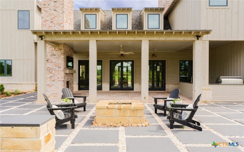404 Blackberry Lane, Washington, TX 77880, 5 Bedrooms Bedrooms, ,6 BathroomsBathrooms,Other,For Sale,404 Blackberry Lane,587963
