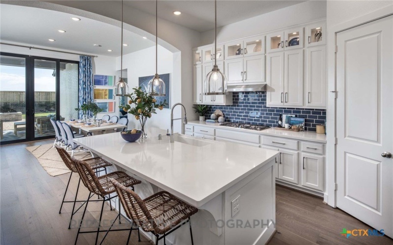 340 Fountain Grass Drive, San Marcos, TX 78666, 3 Habitaciones Habitaciones , ,2 BañosBaños,Residential,En Venta,340 Fountain Grass Drive,588679